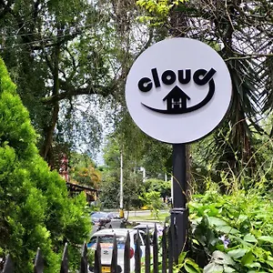 אכסניה Cloud9 מדיין