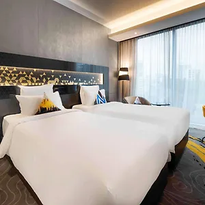 **** Hotel Novotel On Stevens Singapur